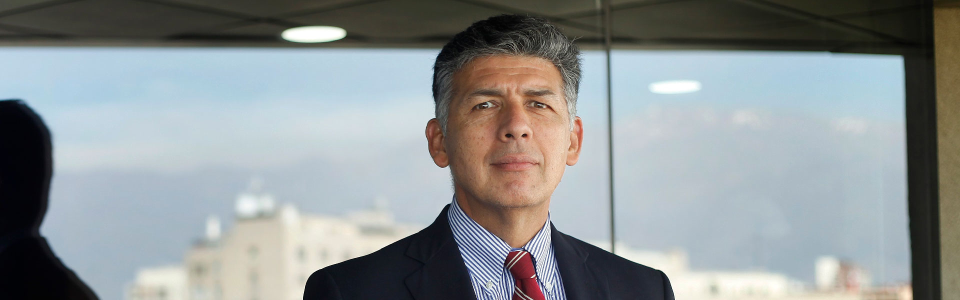 SEC Formula Cargos a ENEL y CGE por Cortes de Luz prolongados que afectaron a miles de familias en RM