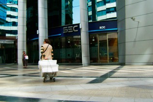 SEC multa con 200 UTM a SINDELEN por  no retirar totalidad de jugueras defectuosas