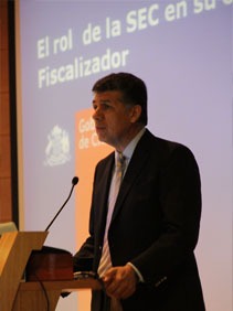 SEC participa activamente en Seminario sobre Carretera Eléctrica organizado por AIE