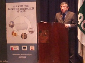 SEC explica normativa de combustibles a profesionales y técnicos de la salud