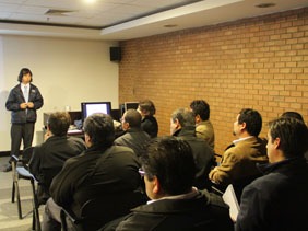 SEC difunde normativa sobre instalación de luminarias sumergidas en piletas públicas