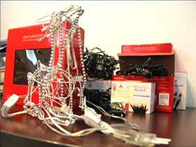 SEC prohíbe venta de Guirnaldas Navideñas riesgosas ofrecidas en CENCOSUD y RIPLEY