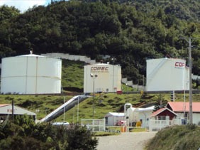 SEC Aysén multa a COPEC por parafina contaminada almacenada en P. Chacabuco