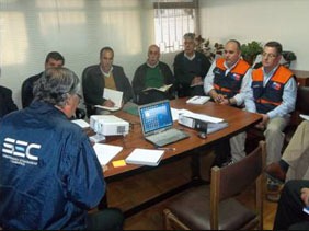 SEC Maule revisa planes de emergencia de empresas eléctricas de la región