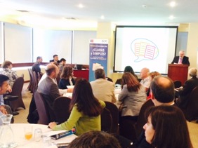 Autoridades de energía analizan eventuales cambios a boletas de servicios energéticos