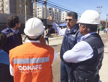 Superintendente fiscaliza en terreno condiciones de seguridad en colegios tras terremoto