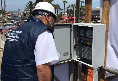 SEC Arica fiscaliza que instalaciones eléctricas del Carnaval con la Fuerza del Sol 2018 sean seguras