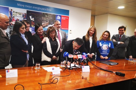 Ministra de Energía anuncia ampliación de beneficios para los pacientes electrodependientes del país