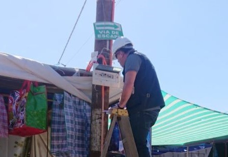 SEC Tarapacá fiscaliza que instalaciones eléctricas habilitadas por Fiesta de La Tirana sean seguras