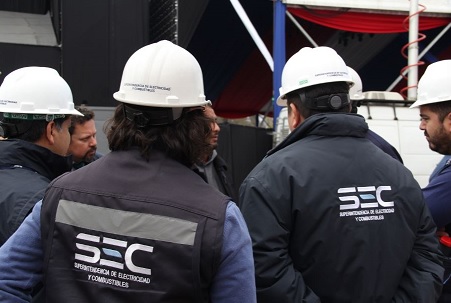 SEC Araucanía monitorea acciones de eléctricas para restablecer el suministro ante cortes de luz en zonas de la región