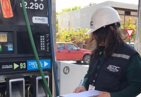 SEC Coquimbo fiscaliza seguridad y funcionamiento de estaciones de servicio de la región