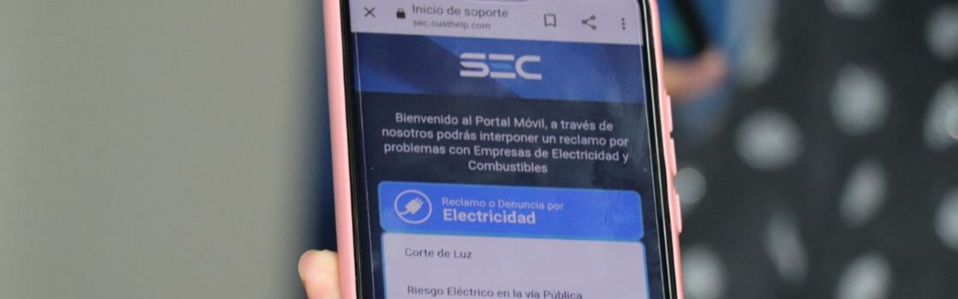 SEC O’Higgins firma convenio para que vecinos de San Vicente puedan presentar reclamos en el municipio