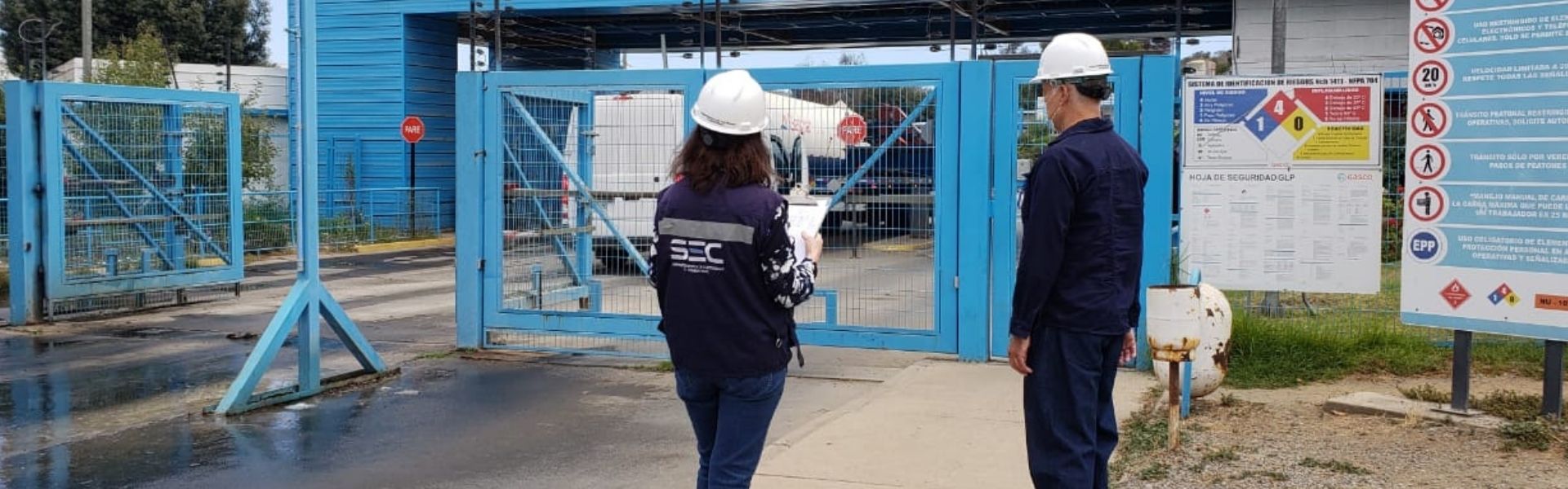 SEC Valparaíso fiscaliza seguridad de cilindros de gas en planta de almacenamiento de Quilpué