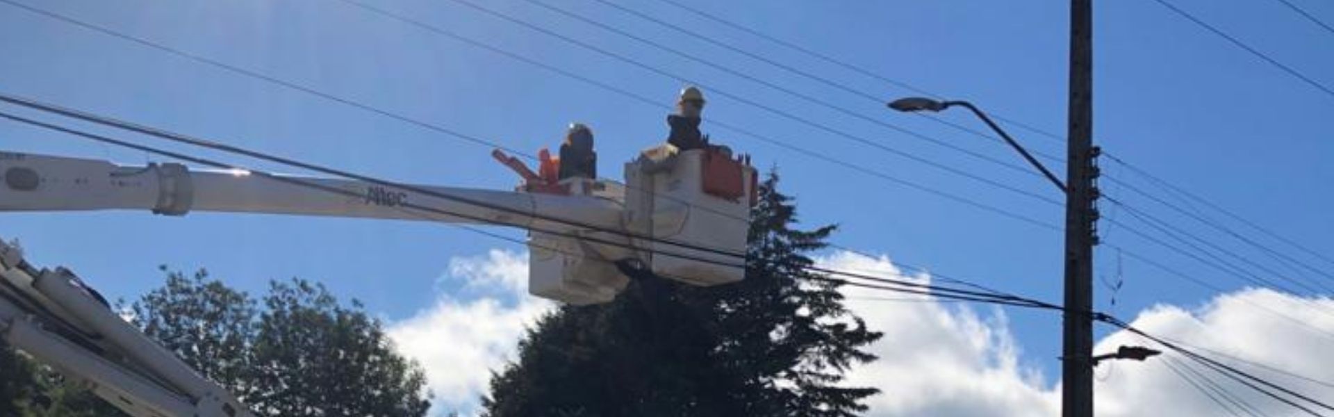 SEC Araucanía fiscaliza obras instruidas a SAESA en Capitán Pastene que beneficiarán a cinco mil familias