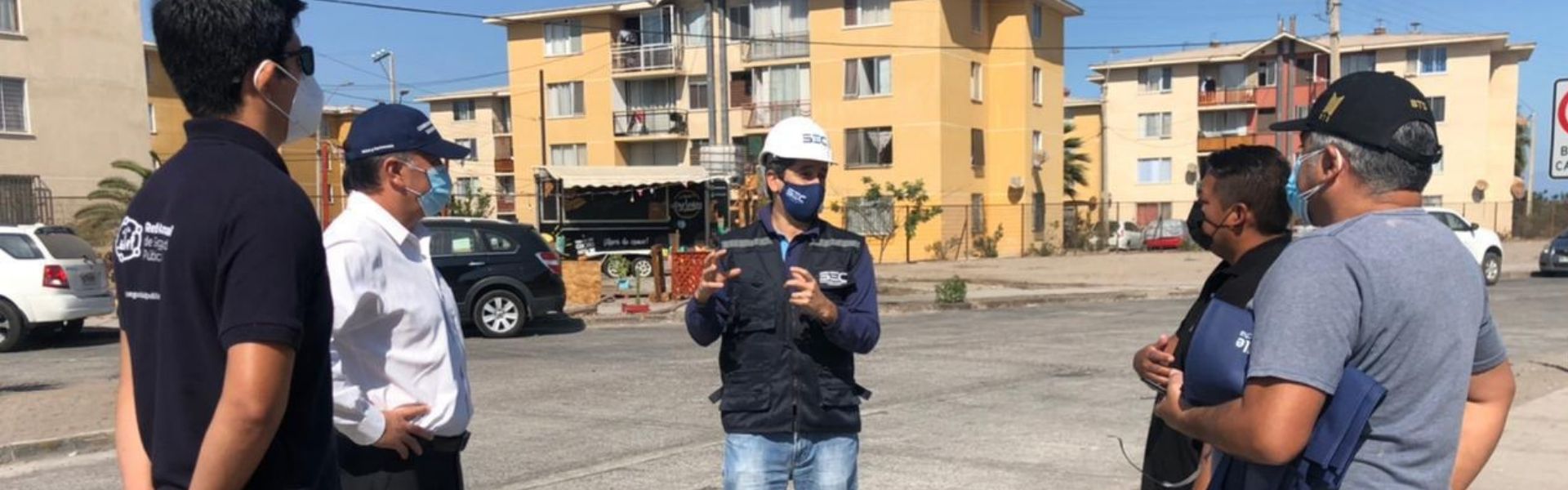 SEC Arica y Parinacota se reúne con vecinos del sector John Wall tras denuncias de cortes de luz y variaciones de voltaje