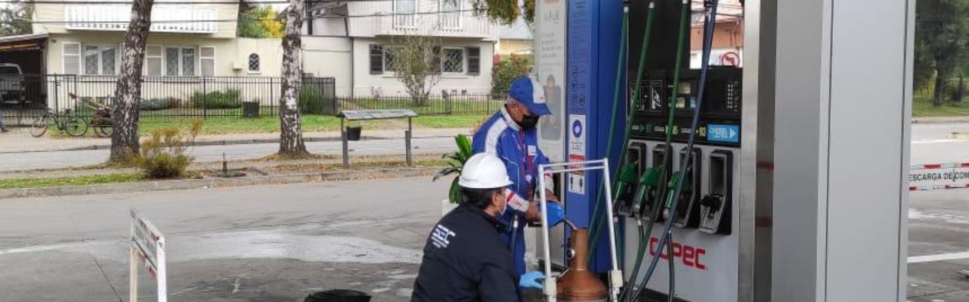 SEC Los Ríos fiscaliza la correcta operación de surtidores en estaciones de servicio de la región