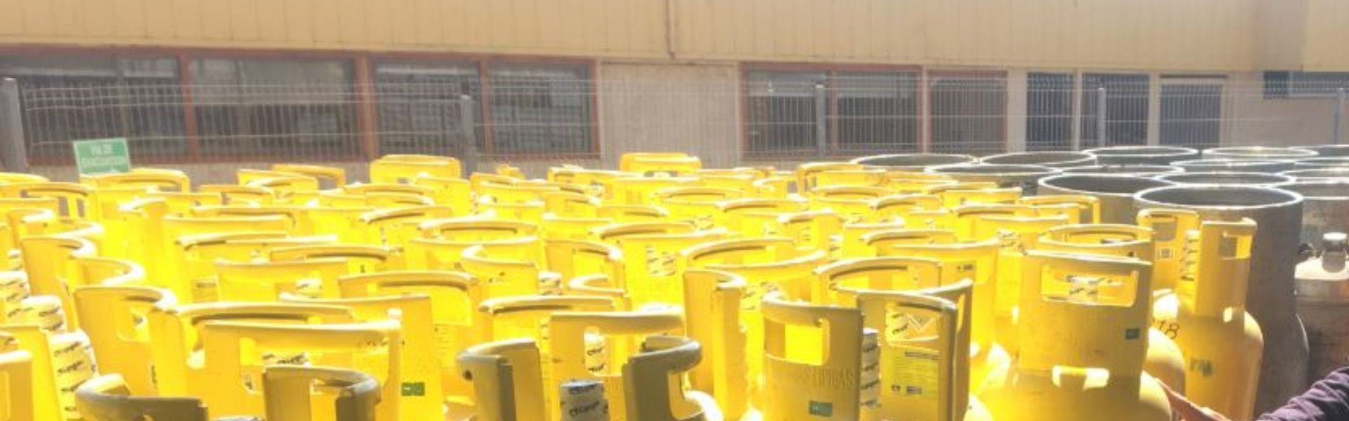 SEC Arica entrega consejos para un uso seguro de los cilindros de gas en hogares de la región