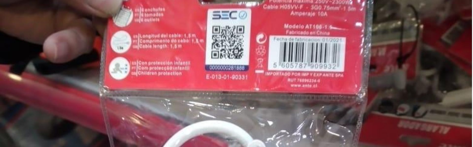 SEC Los Ríos fiscaliza que productos a la venta en Valdivia y que operan con energéticos posean SELLO SEC