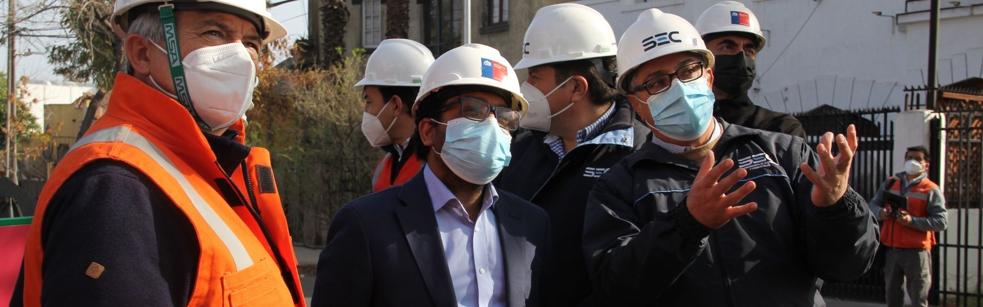 Ministerio de Energía y SEC encabezan fiscalización de poda en Independencia para evitar cortes de luz