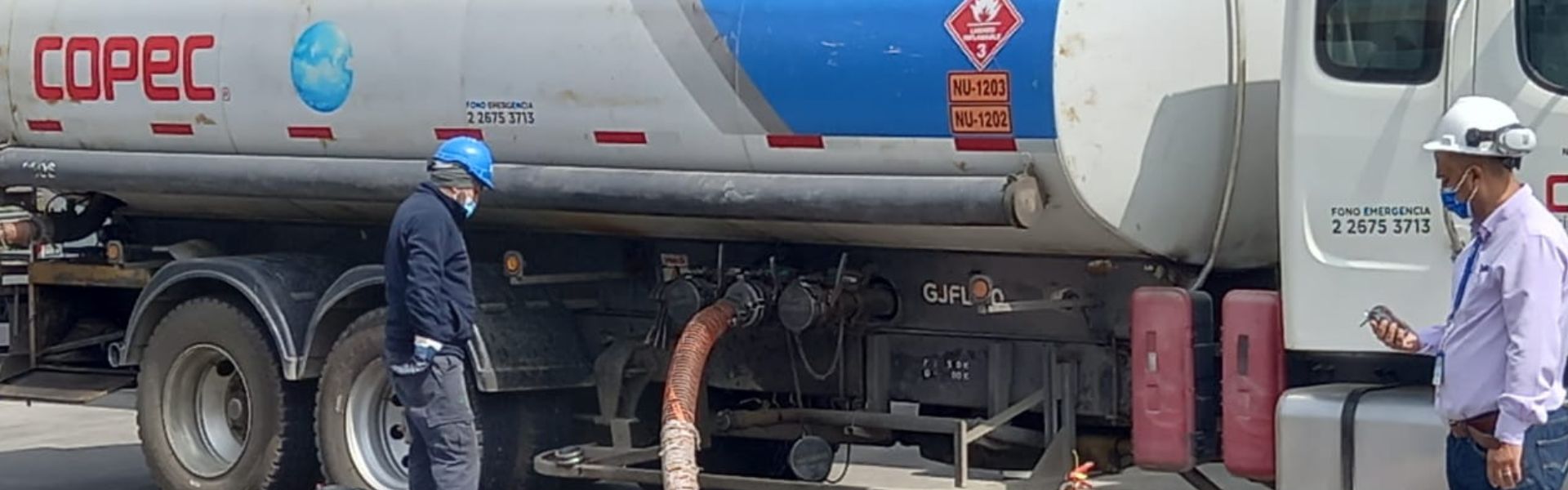 SEC Valparaíso fiscaliza estación de servicio en cerro Los Placeres tras denuncia por olores en el ambiente