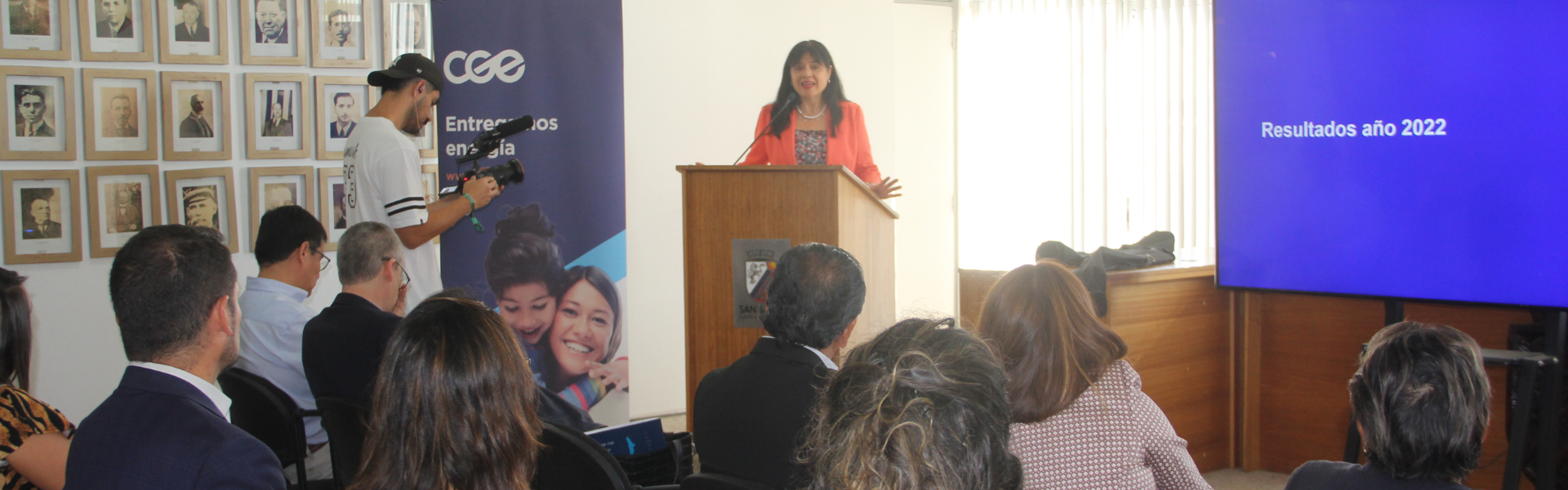 Superintendenta se reúne con eléctricas de zona centro-sur y les exige mejorar el desempeño