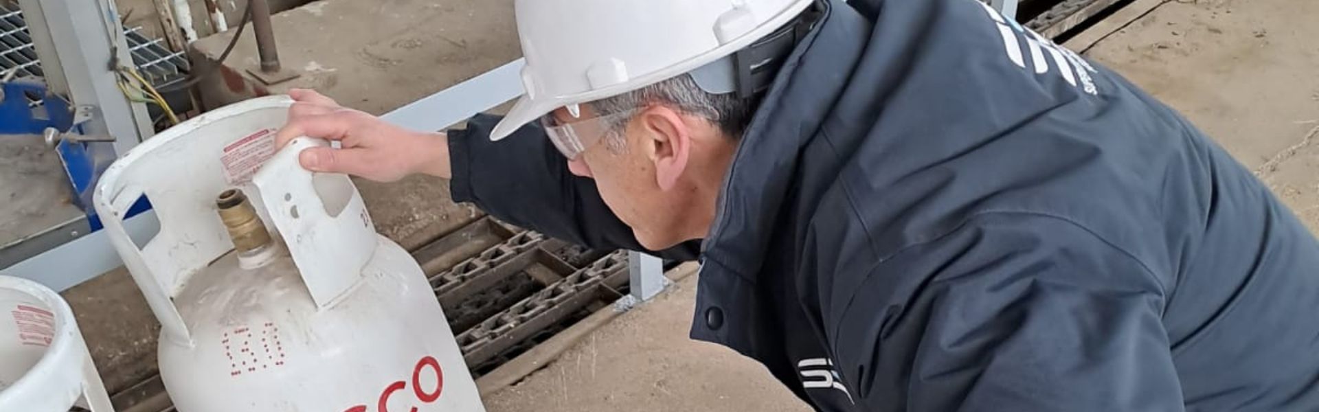 SEC Magallanes fiscaliza Planta de Gas Licuado de Petróleo para garantizar calidad del combustible a la comunidad