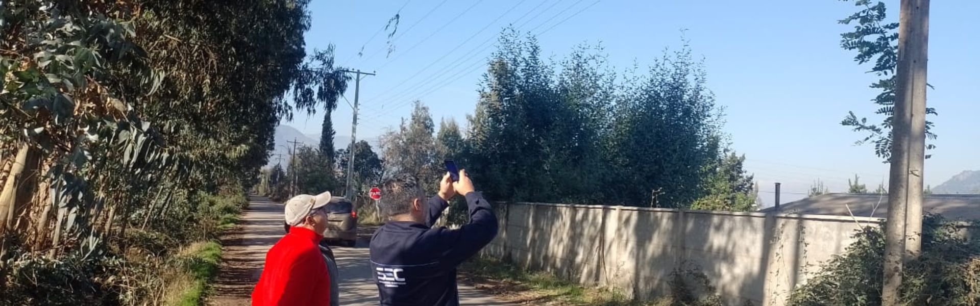 SEC O’Higgins se reúne con vecinos de Chimbarongo tras reclamos por variaciones de voltaje