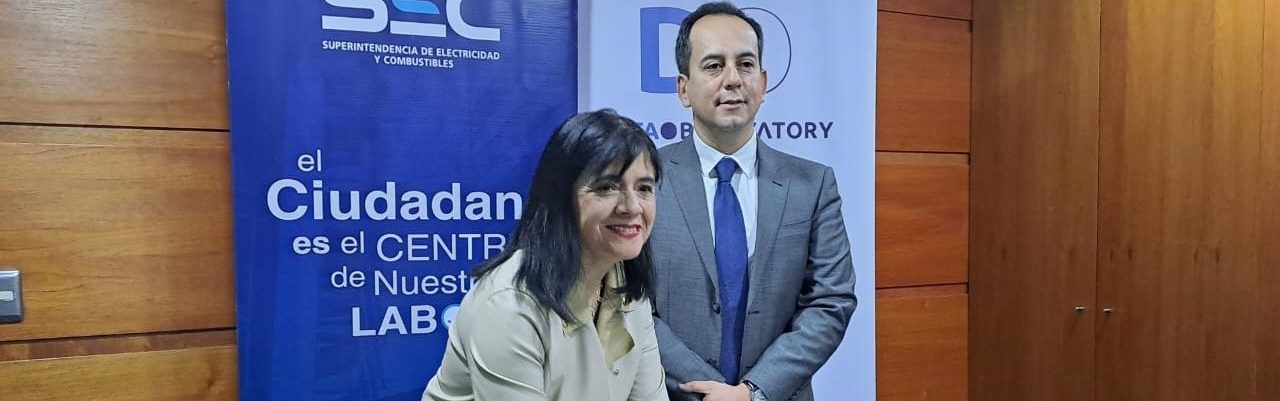 SEC y Data Observatory firman convenio  de cooperación y colaboración mutua