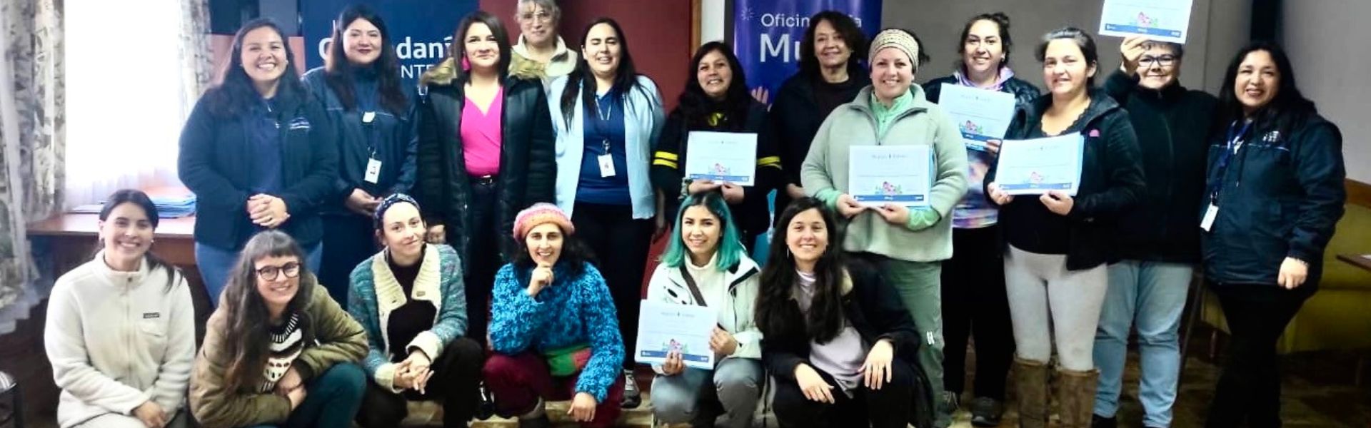 SEC Los Lagos realiza Taller “Mujeres Más Seguras” para fortalecer competencias en electricidad y combustibles