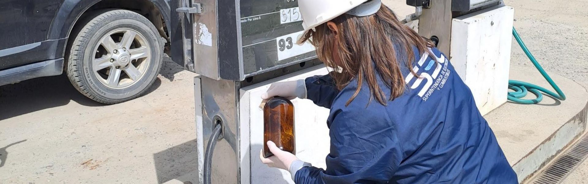 SEC Aysén fiscaliza en terreno la calidad del combustible a la venta en Puerto Guadal