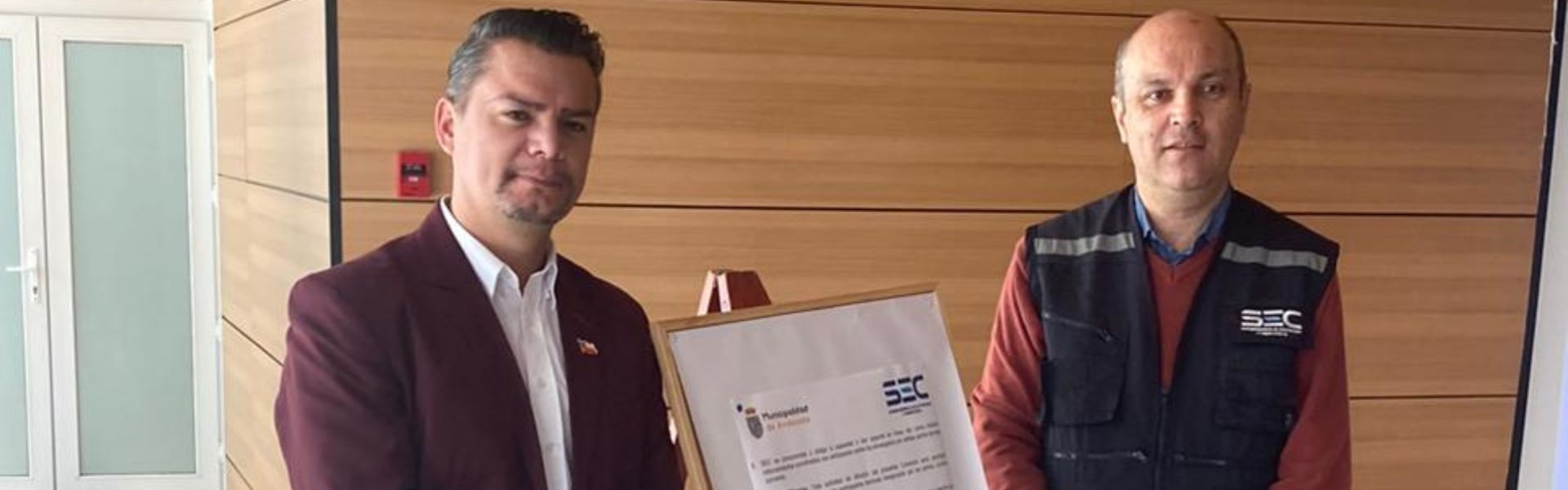 SEC Coquimbo se reúne con vecinos de Andacollo y firma convenio con el municipio para recibir reclamos ciudadanos