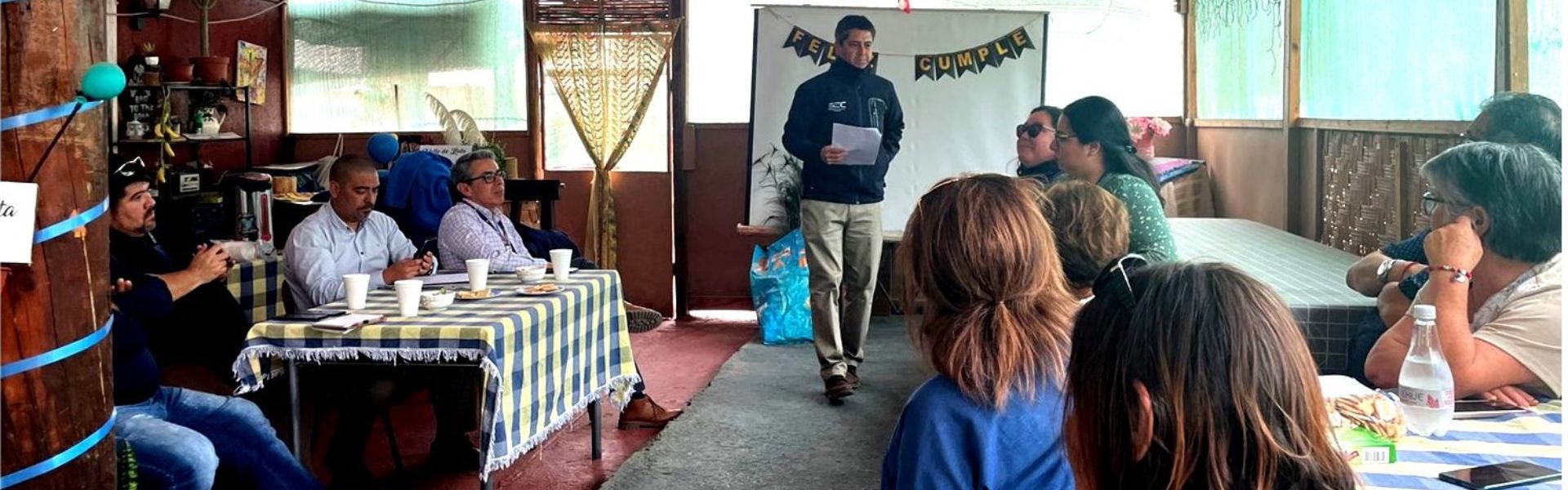 SEC Arica y Parinacota se reúne con vecinos del Valle de Lluta para abordar problemas de calidad del servicio eléctrico