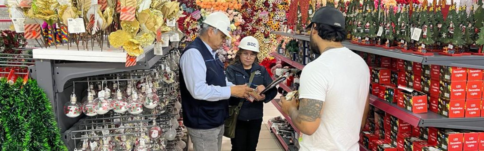 SEC Aysén y Seremi de Energía reiteran llamado a comprar sólo luces navideñas certificadas