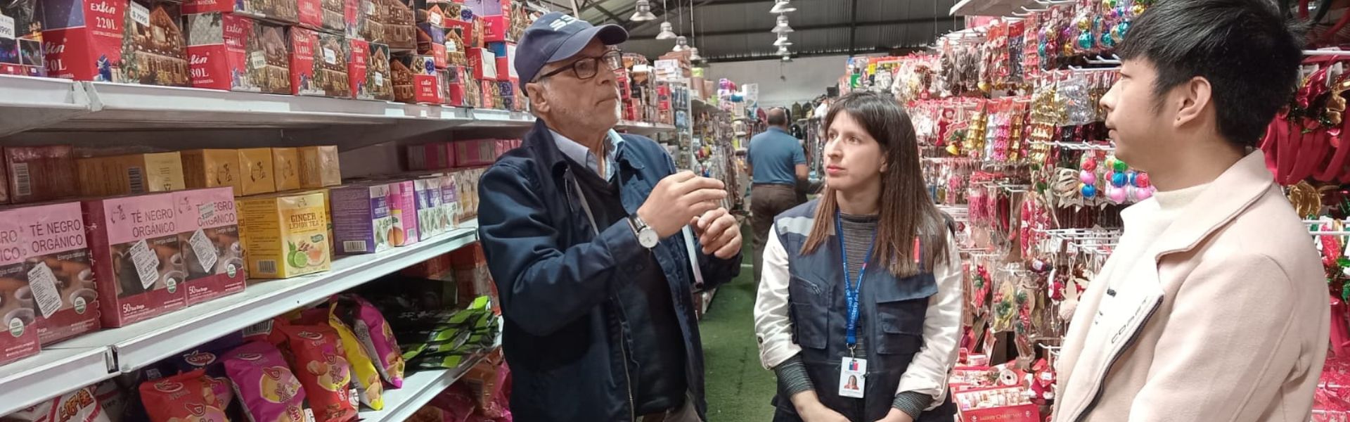 SEC Los Lagos y Seremi de Energía reiteran llamado a comprar sólo luces navideñas certificadas