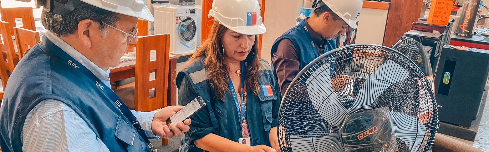 Seremi de Energía y SEC Los Ríos lideran fiscalización a la venta certificada de ventiladores y aires acondicionados