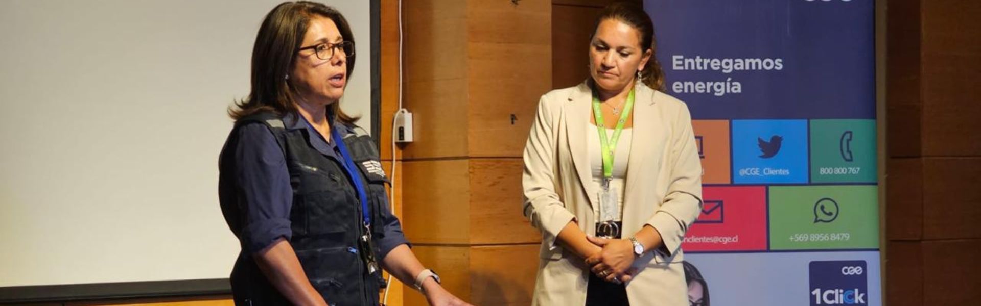 SEC Antofagasta y municipio de Sierra Gorda firman convenio para recibir reclamos ciudadanos sobre el uso de la electricidad y los combustibles