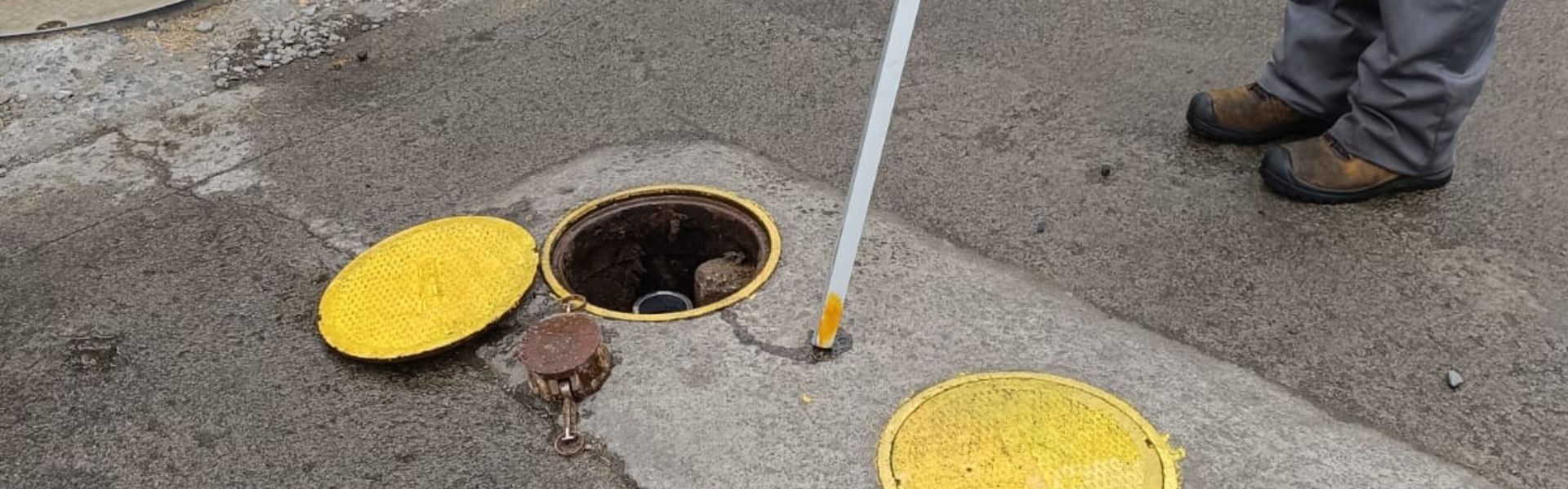 SEC Los Lagos fiscaliza calidad del combustible y seguridad en estación de servicio de Purranque