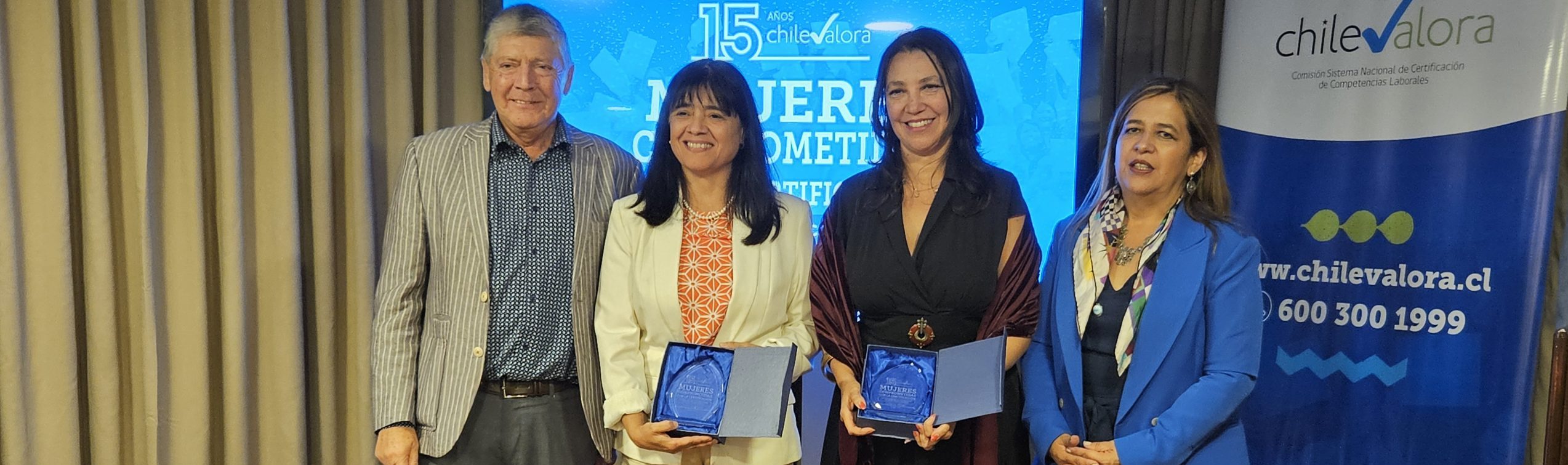 ChileValora reconoce a Superintendenta SEC como liderazgo femenino destacado del sector público