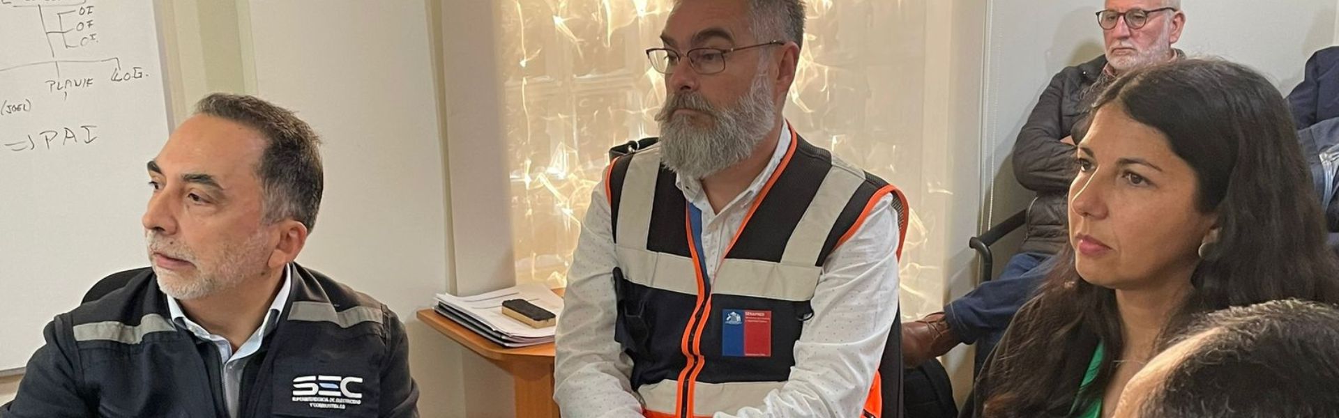 SEC Biobío, Seremi de Energía y Senapred revisan plan de invierno presentado por empresas eléctricas