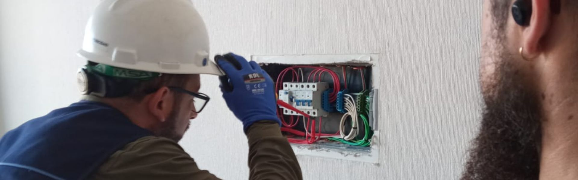 SEC Valparaíso recuerda realizar las mantenciones de sus instalaciones eléctricas y de gas con personal autorizado