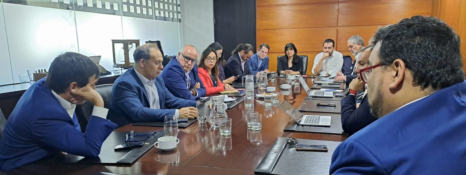 SEC exige a eléctricas cumplimiento de planes presentados para evitar cortes durante el invierno