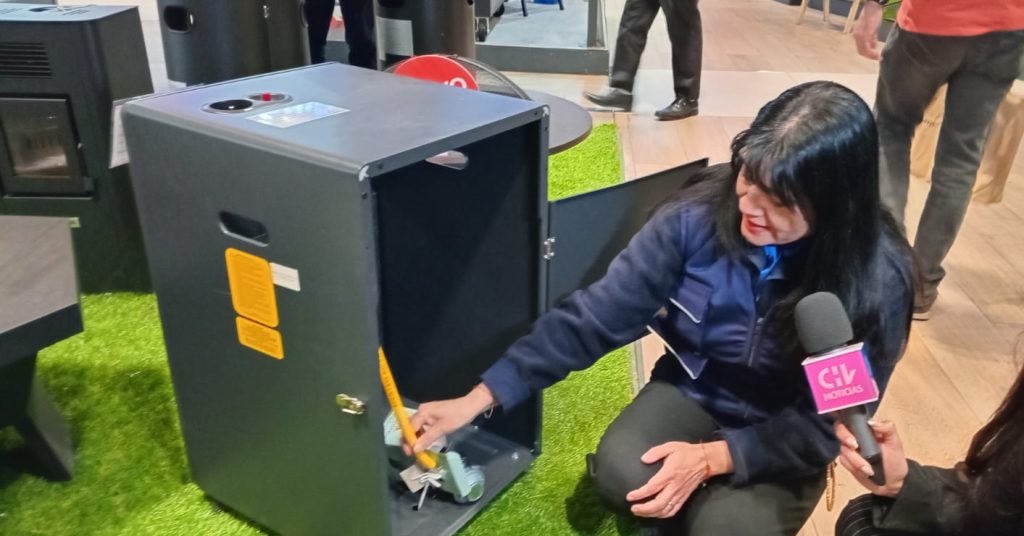 SEC fiscaliza venta de estufas y calefactores ante llegada del frio a zona central del país